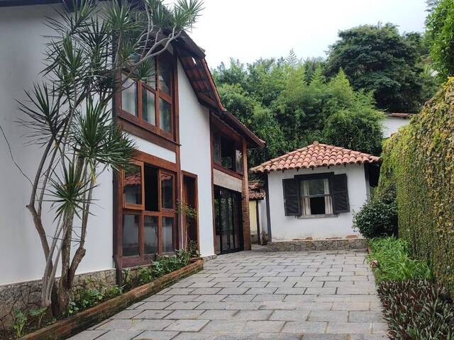 #1 - Casa para Venda em Petrópolis - RJ