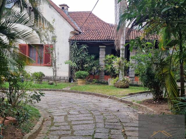 #34 - Casa para Venda em Petrópolis - RJ - 1
