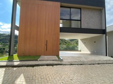 Casa em Condomnio  Venda